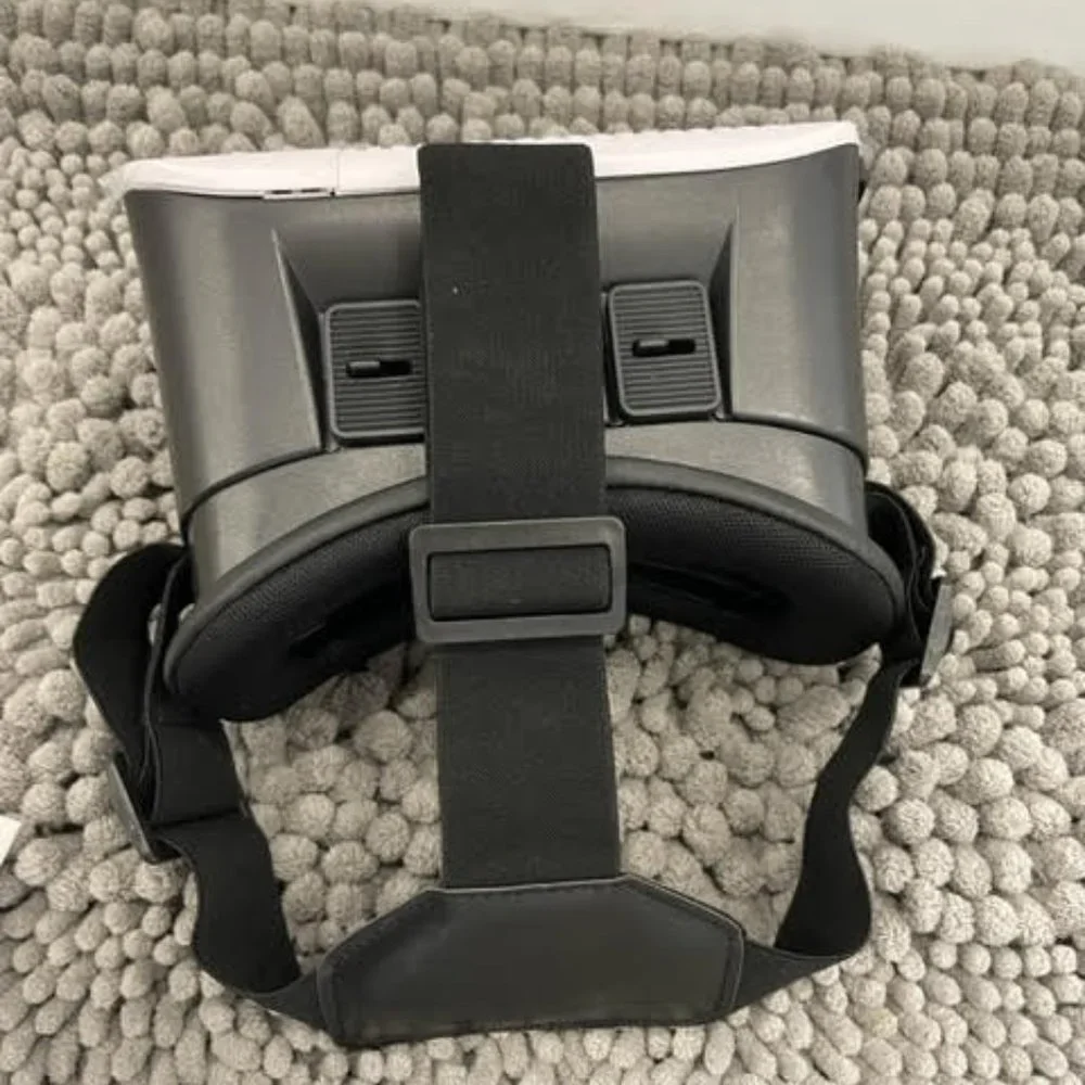 **HOST PICK** Luxury Virtual Reality Headset NWOT in Gift Box